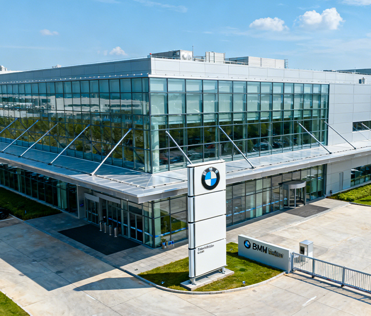 شركة بي إم دبليو بريليانس للسيارات المحدودة. ورشة تجميع مشروع بطارية الطاقة الجديدة BMW رقم 2، ورشة النقل رقم 2، قسم ورشة التجميع رقم 3 (الحديد II)